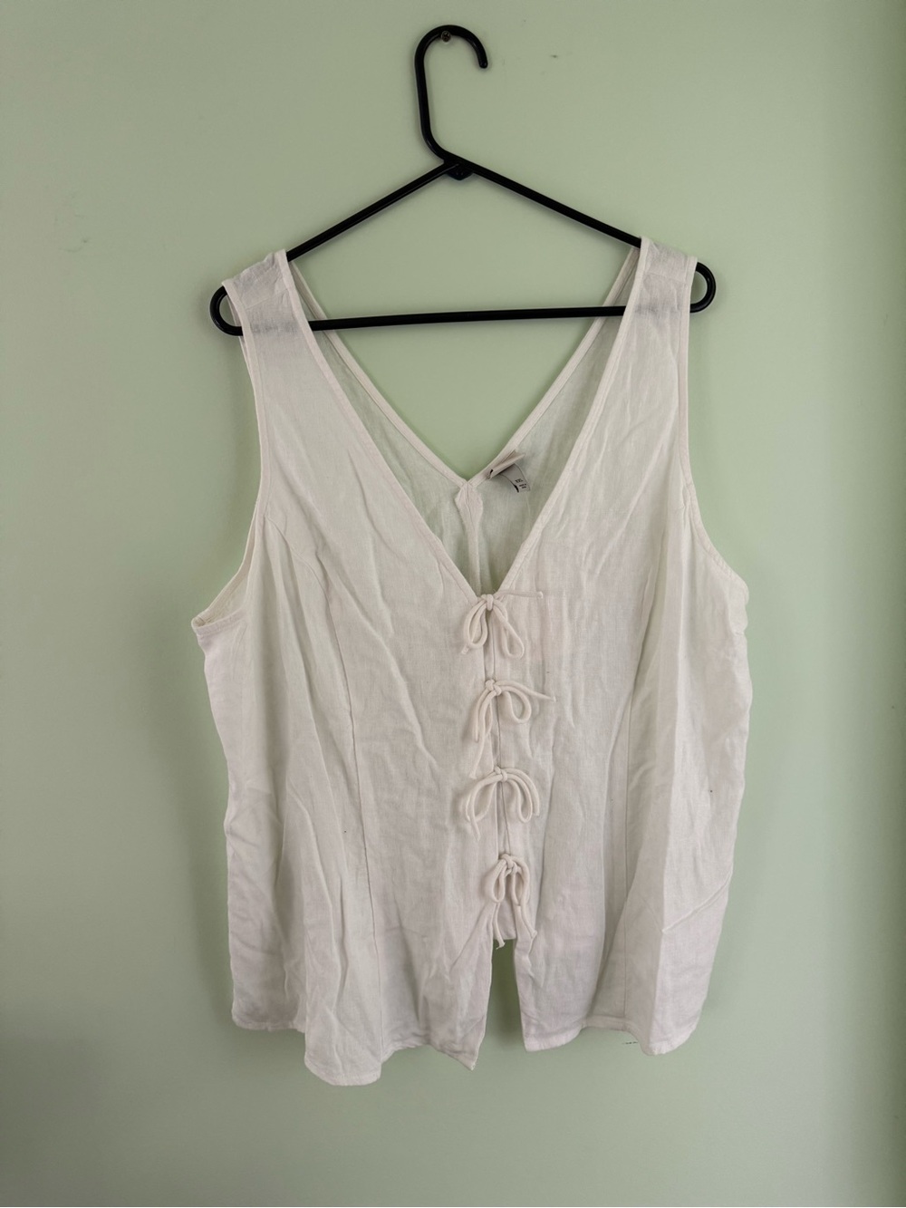NWT A New Day White Tie-Front V-Neck Tank Top